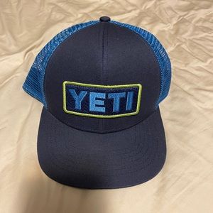Yeti hat